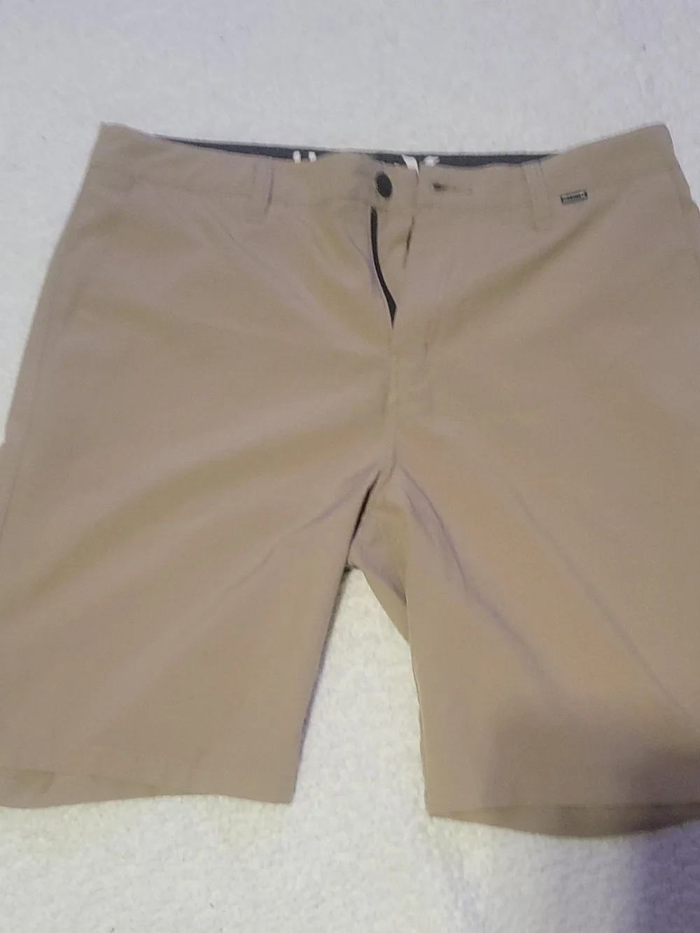 Hurley Men's Tan Flat-Front Shorts